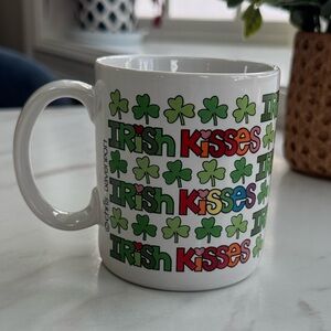 ☘️St Patrick’s Day Irish Kisses coffee tea Mug with Shamrocks